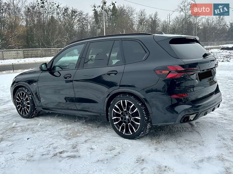 Внедорожник / Кроссовер BMW X5 2024 в Киеве