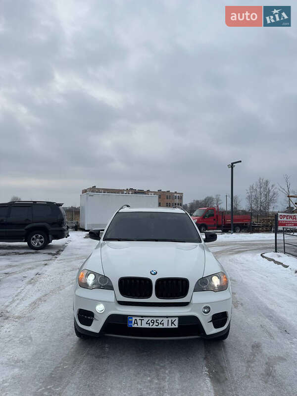 Внедорожник / Кроссовер BMW X5 2011 в Ивано-Франковске