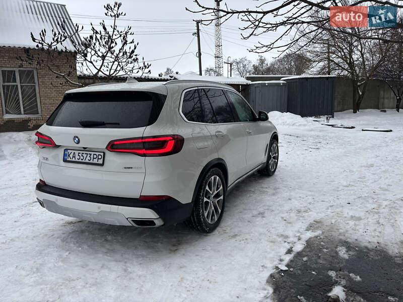 Внедорожник / Кроссовер BMW X5 2019 в Киеве