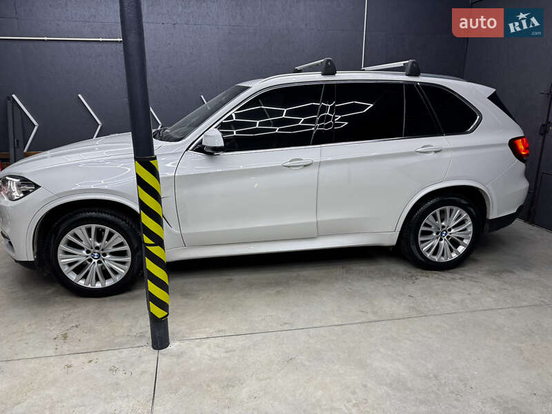 Внедорожник / Кроссовер BMW X5 2016 в Черновцах