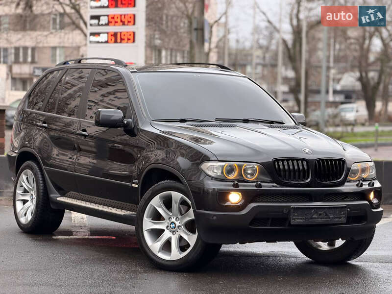 Внедорожник / Кроссовер BMW X5 2004 в Одессе
