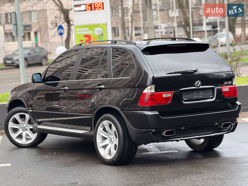 Внедорожник / Кроссовер BMW X5 2004 в Одессе