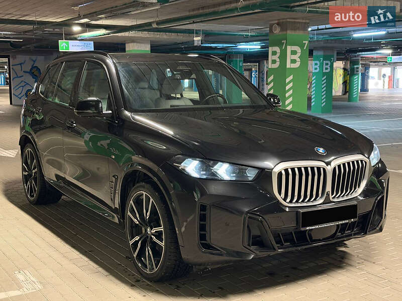 Позашляховик / Кросовер BMW X5 2023 в Києві