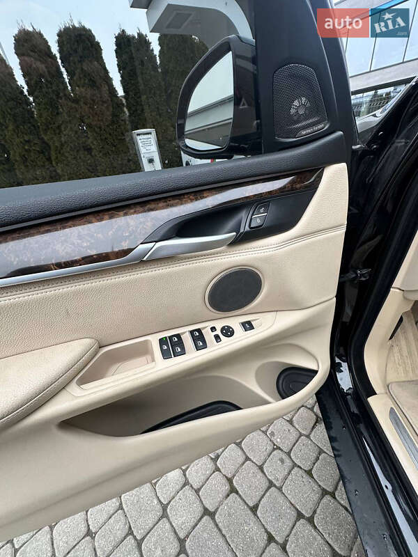 Внедорожник / Кроссовер BMW X5 2015 в Львове