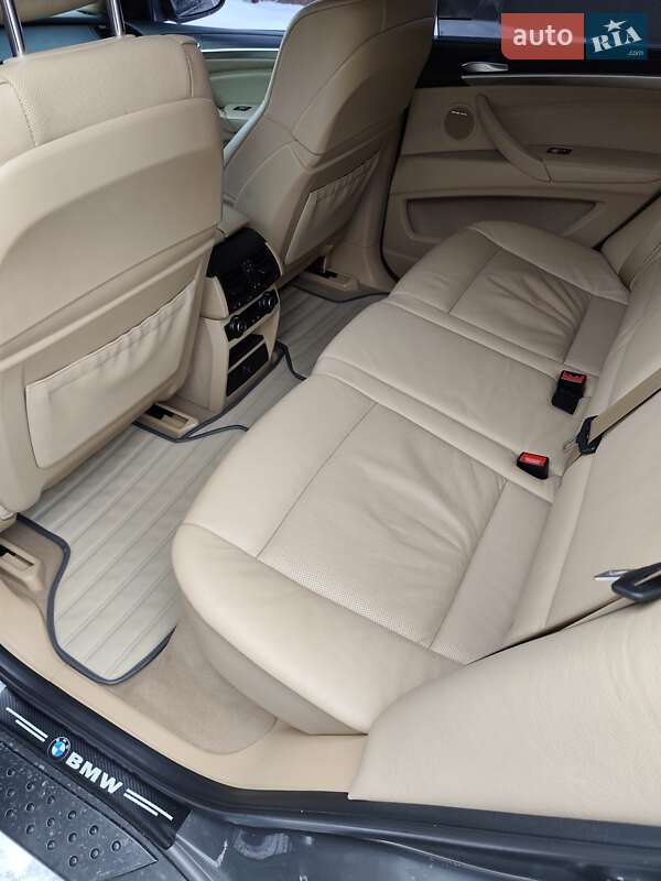 Внедорожник / Кроссовер BMW X5 2010 в Белой Церкви