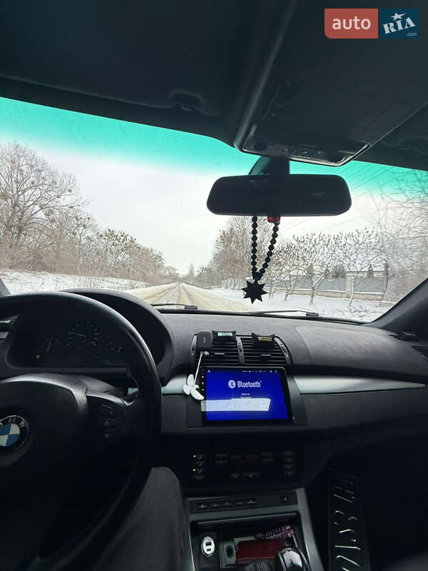 Внедорожник / Кроссовер BMW X5 2002 в Киеве