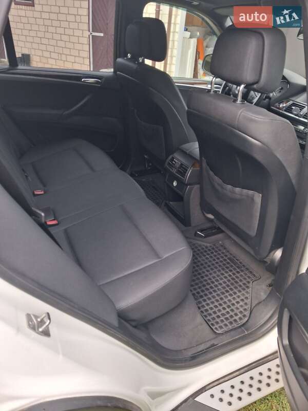 Внедорожник / Кроссовер BMW X5 2010 в Луцке фото 9 Внедорожник / Кроссовер BMW X5 2010 в Луцке