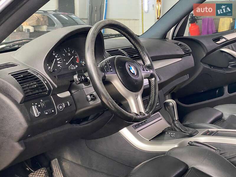 Внедорожник / Кроссовер BMW X5 2001 в Запорожье