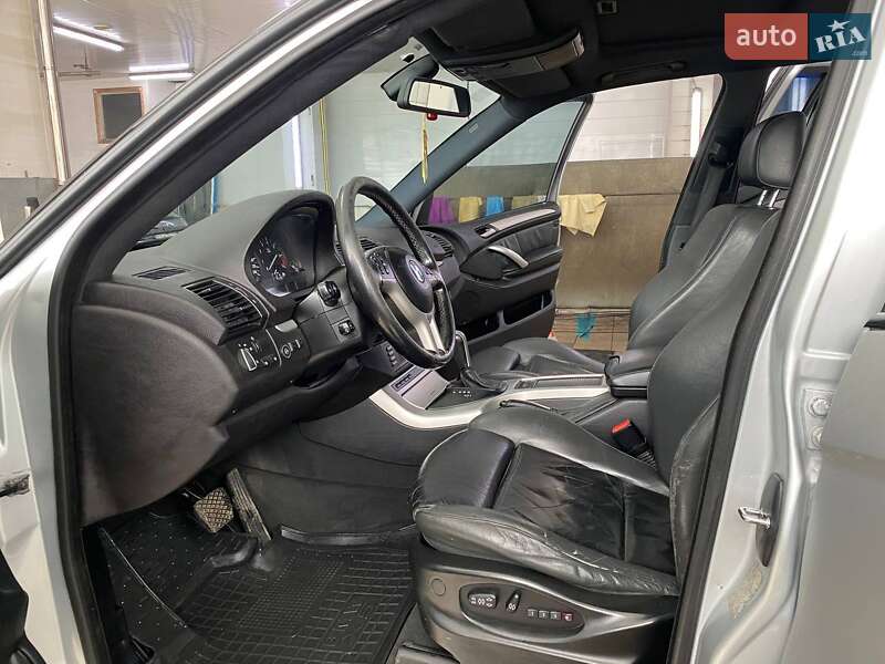 Внедорожник / Кроссовер BMW X5 2001 в Запорожье