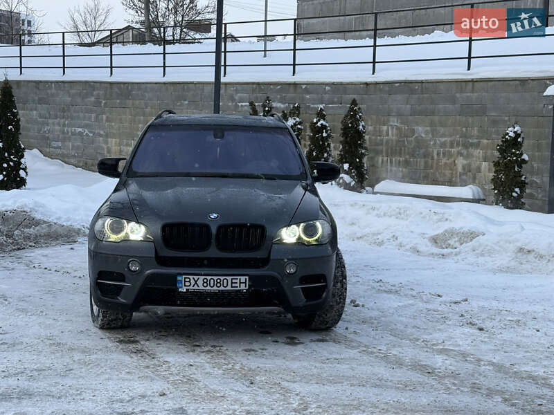 Внедорожник / Кроссовер BMW X5 2010 в Хмельницком