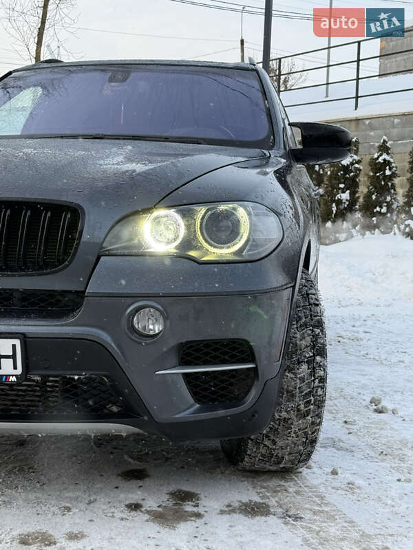 Внедорожник / Кроссовер BMW X5 2010 в Хмельницком