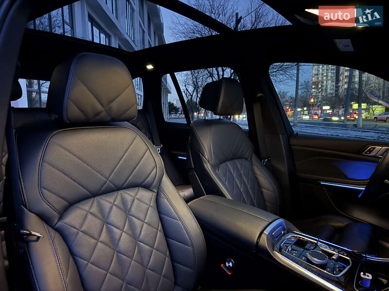 Внедорожник / Кроссовер BMW X5 2023 в Одессе
