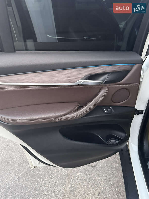 Внедорожник / Кроссовер BMW X5 2014 в Кропивницком