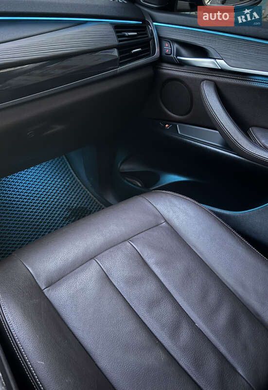 Внедорожник / Кроссовер BMW X5 2014 в Кропивницком