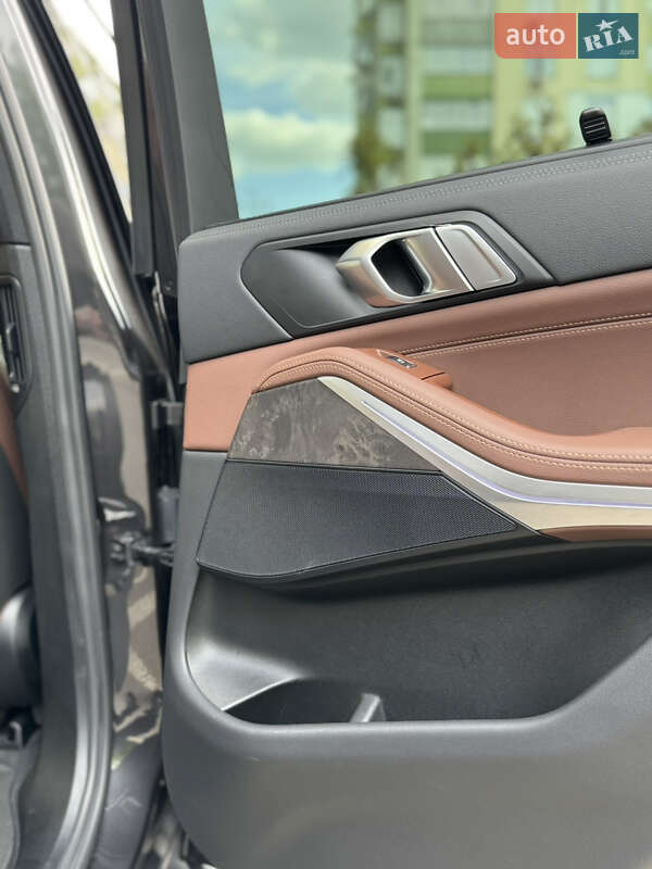 Внедорожник / Кроссовер BMW X5 2022 в Киеве