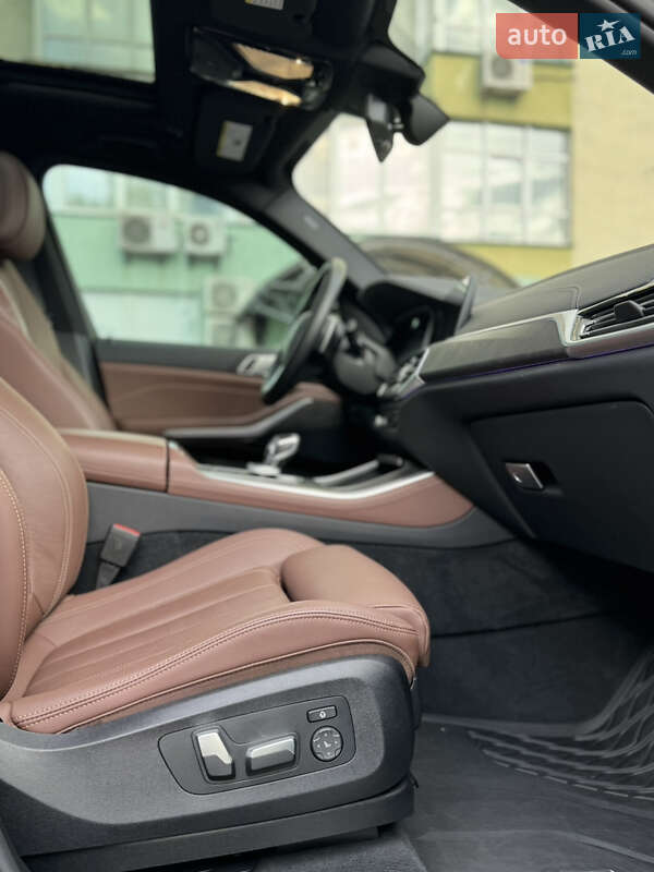 Внедорожник / Кроссовер BMW X5 2022 в Киеве