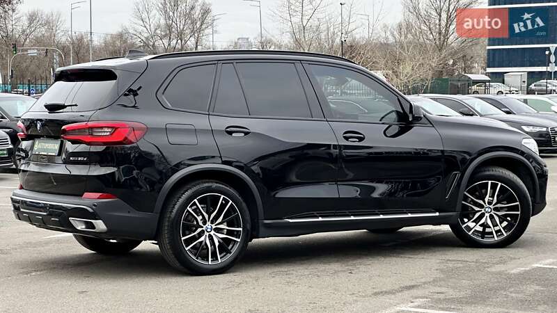 Внедорожник / Кроссовер BMW X5 2020 в Киеве