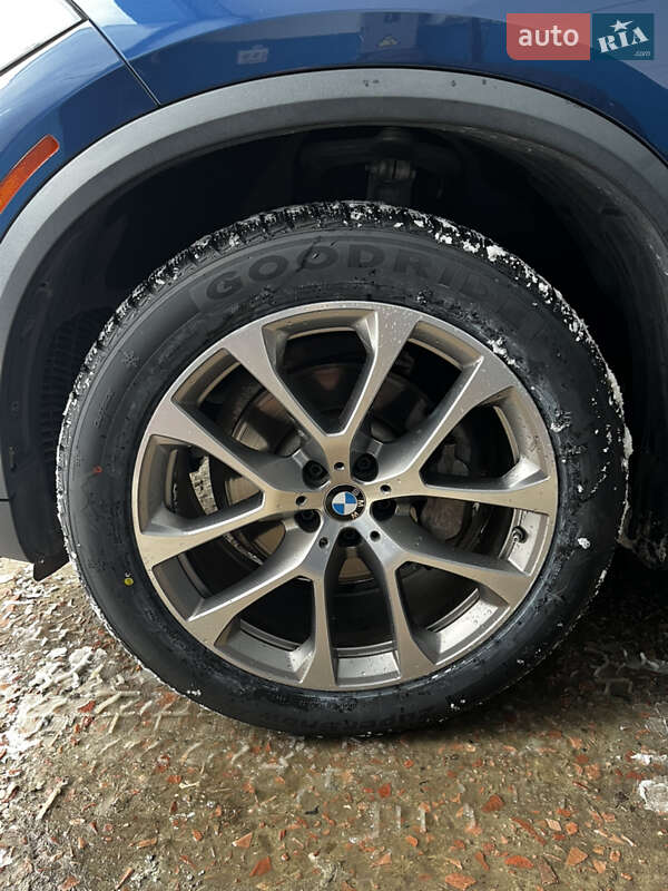 Внедорожник / Кроссовер BMW X5 2019 в Львове
