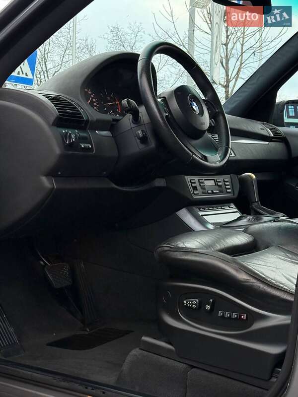 Внедорожник / Кроссовер BMW X5 2005 в Запорожье