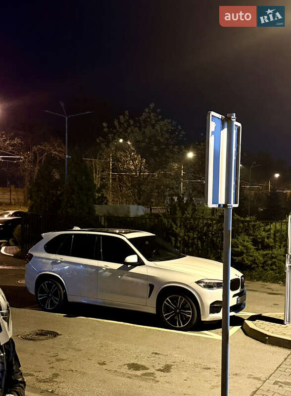 Внедорожник / Кроссовер BMW X5 2016 в Киеве
