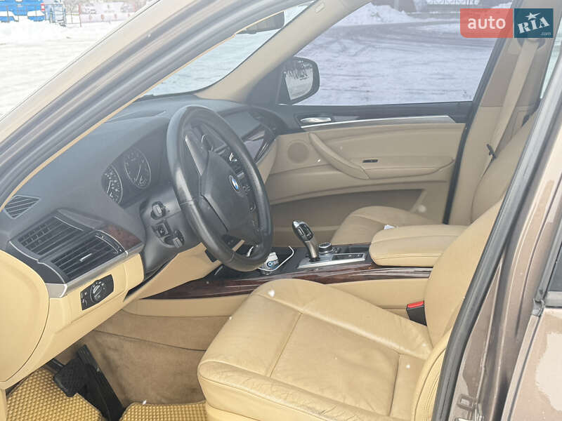 Внедорожник / Кроссовер BMW X5 2011 в Харькове фото 8 Внедорожник / Кроссовер BMW X5 2011 в Харькове
