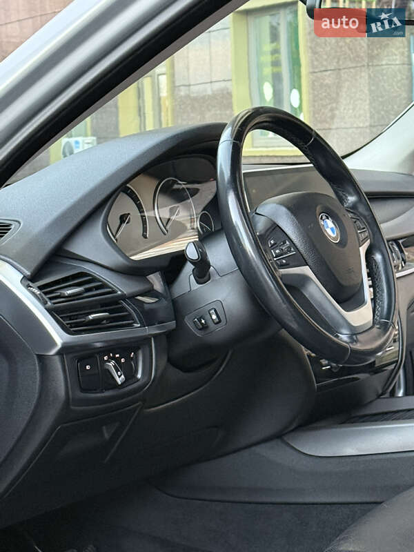 Внедорожник / Кроссовер BMW X5 2014 в Одессе