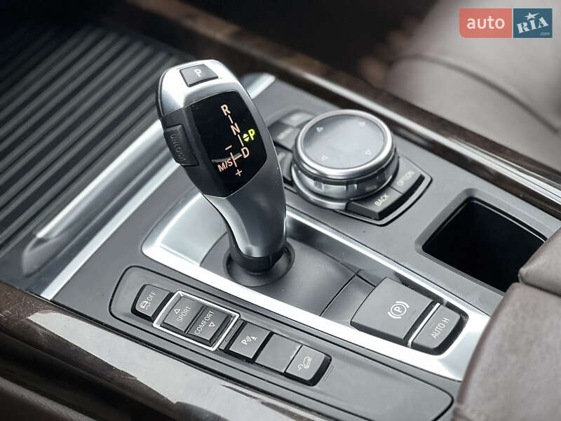 Внедорожник / Кроссовер BMW X5 2014 в Киеве