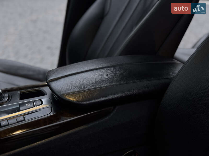 Внедорожник / Кроссовер BMW X5 2014 в Межгорье