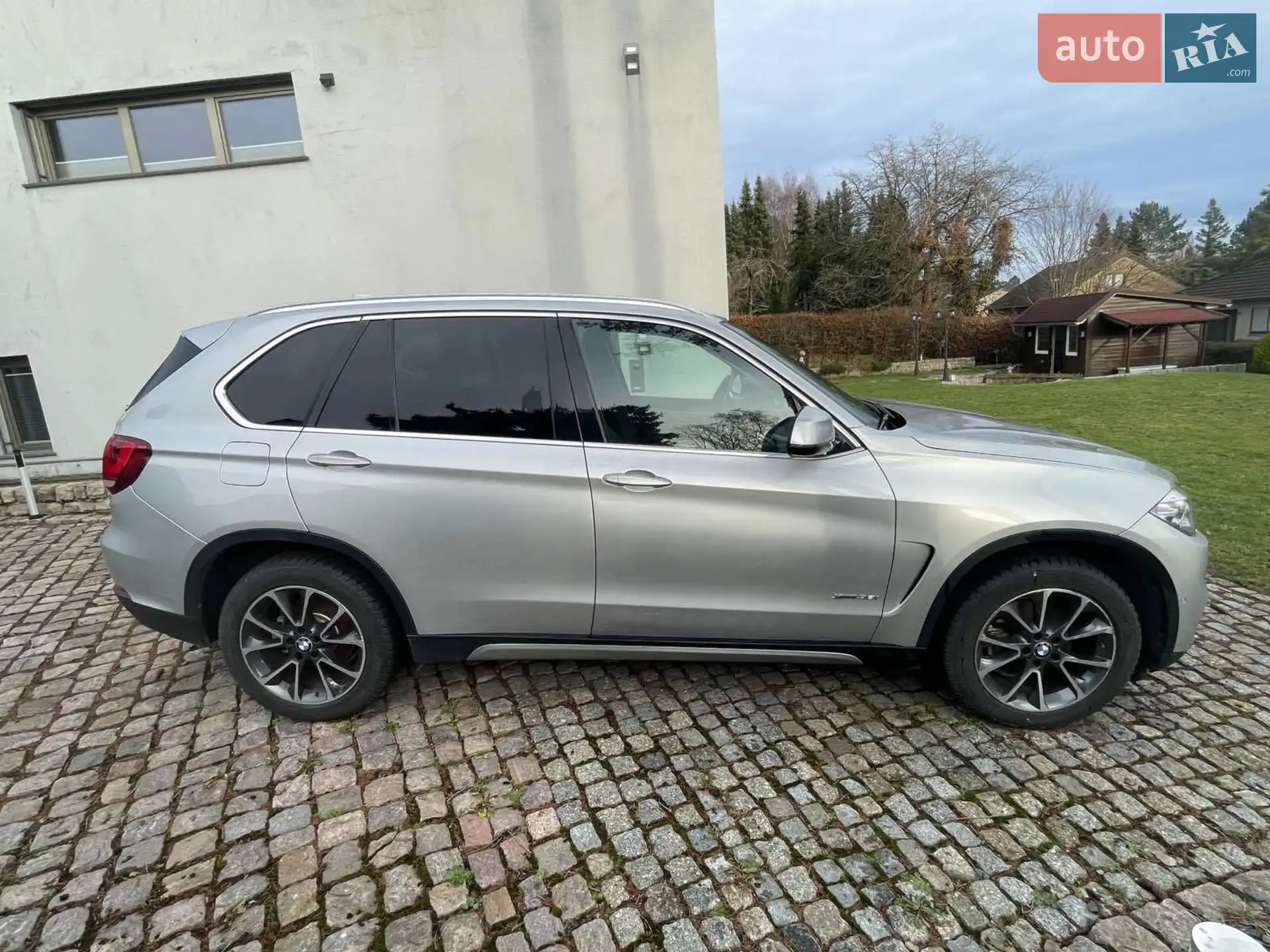 2017 BMW X5 - мініатюра 2