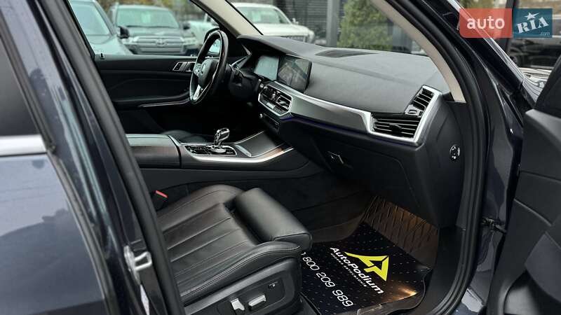 Внедорожник / Кроссовер BMW X5 2022 в Киеве