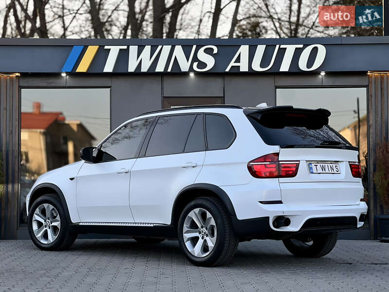 Внедорожник / Кроссовер BMW X5 2011 в Одессе