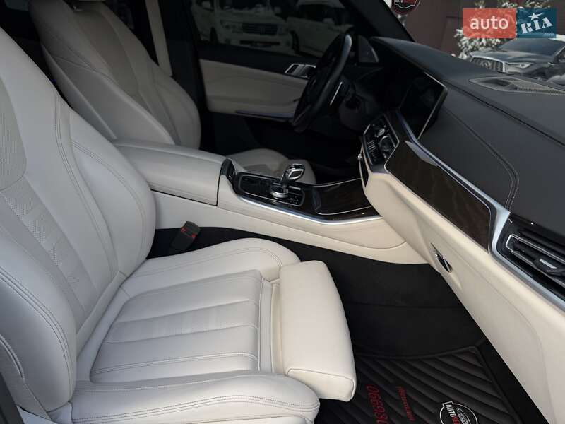 Внедорожник / Кроссовер BMW X5 2022 в Харькове