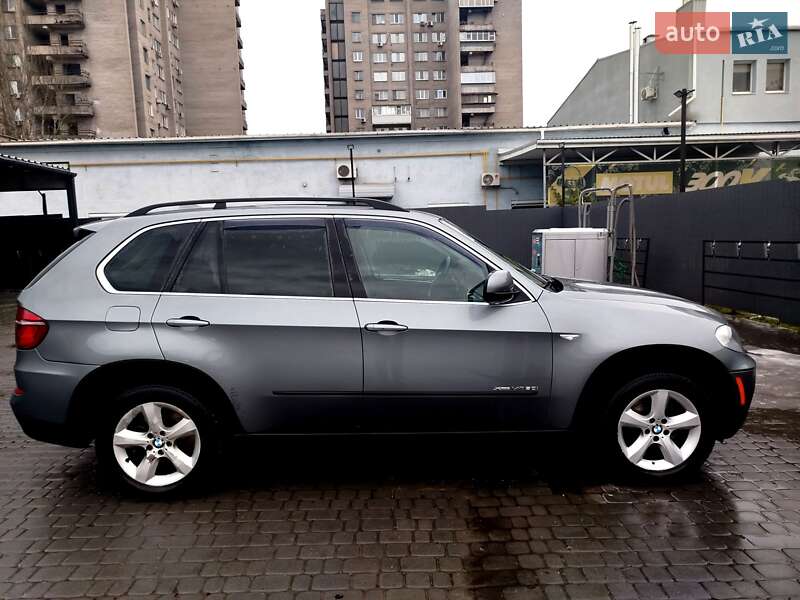 Внедорожник / Кроссовер BMW X5 2010 в Харькове