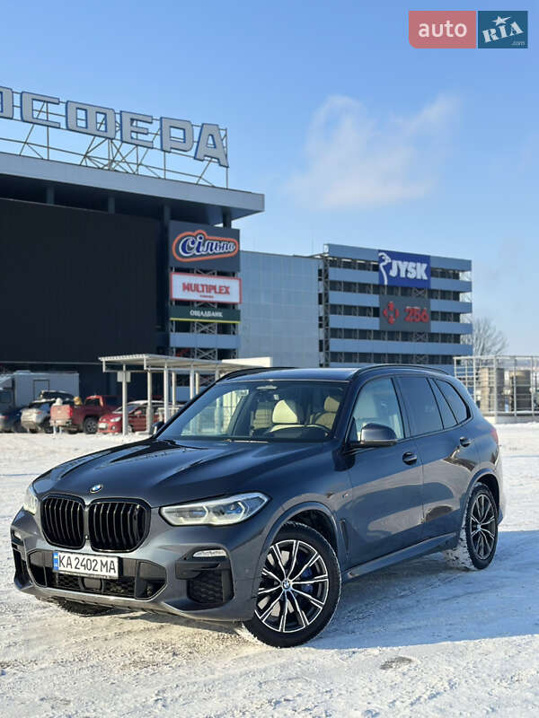BMW X5 2019