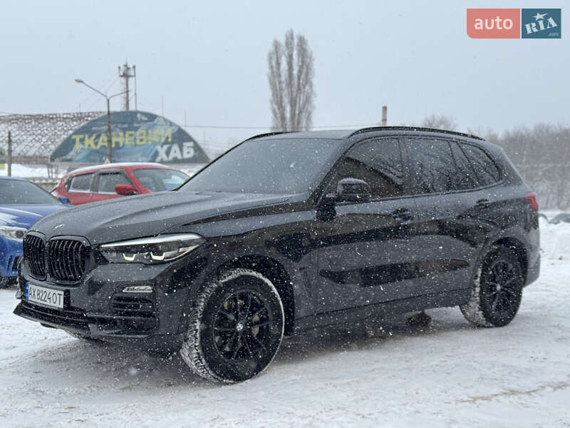 Внедорожник / Кроссовер BMW X5 2019 в Харькове