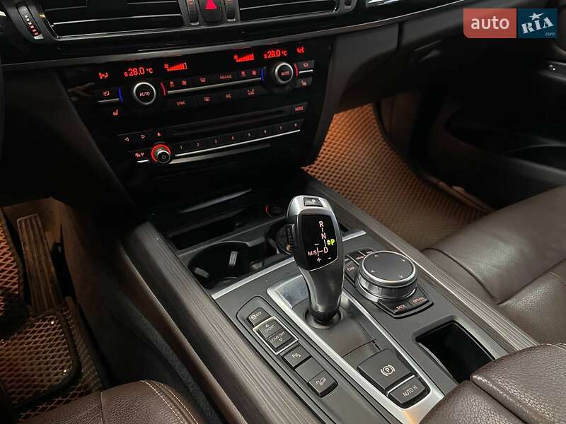 Внедорожник / Кроссовер BMW X5 2018 в Киеве