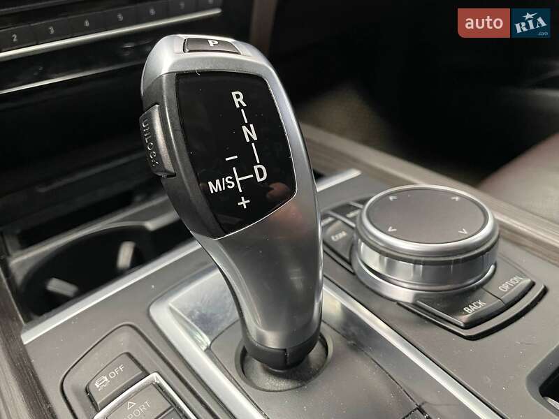 Внедорожник / Кроссовер BMW X5 2018 в Киеве