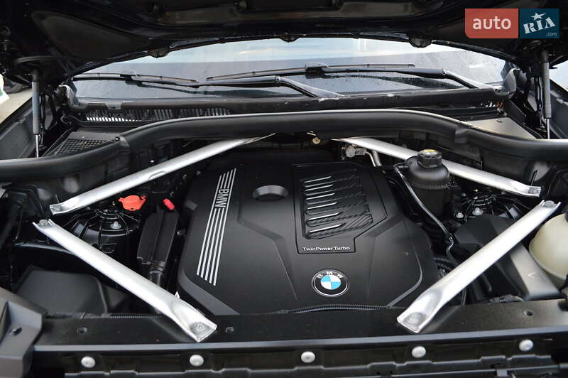 Внедорожник / Кроссовер BMW X5 2019 в Одессе