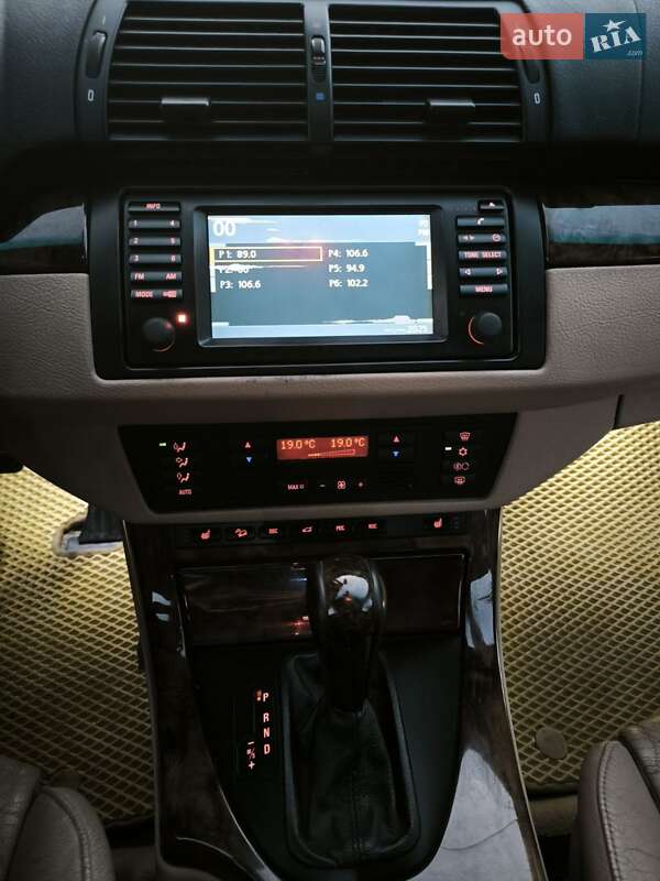 Внедорожник / Кроссовер BMW X5 2002 в Борщеве