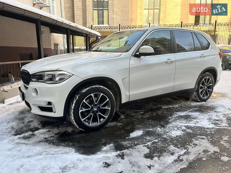 Внедорожник / Кроссовер BMW X5 2017 в Киеве