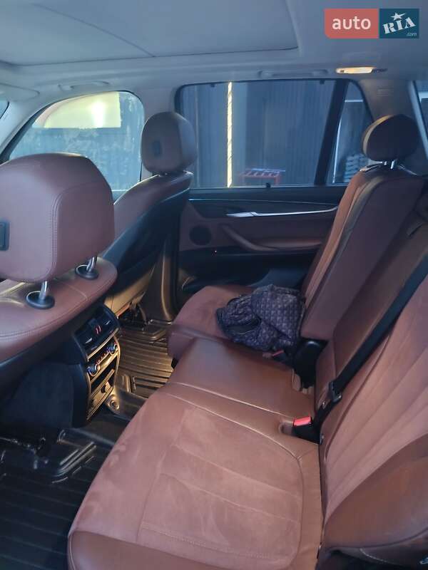 Внедорожник / Кроссовер BMW X5 2014 в Яворове