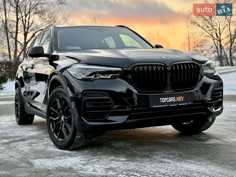 Внедорожник / Кроссовер BMW X5 2022 в Киеве
