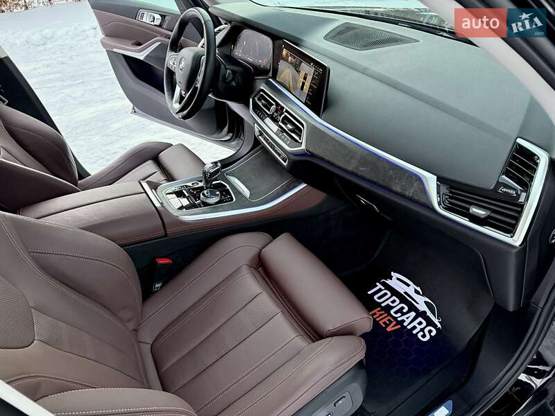 Внедорожник / Кроссовер BMW X5 2022 в Киеве