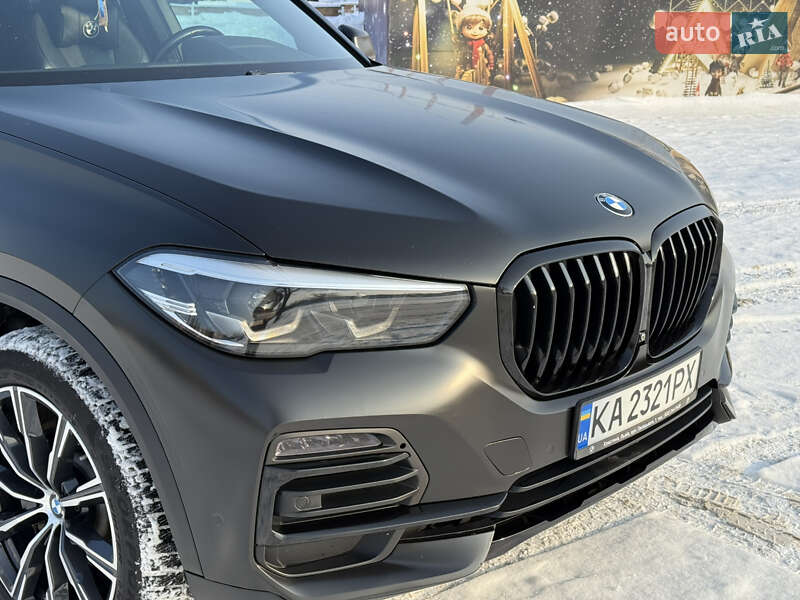 Внедорожник / Кроссовер BMW X5 2019 в Киеве