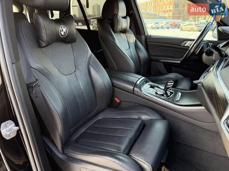 Внедорожник / Кроссовер BMW X5 2019 в Киеве