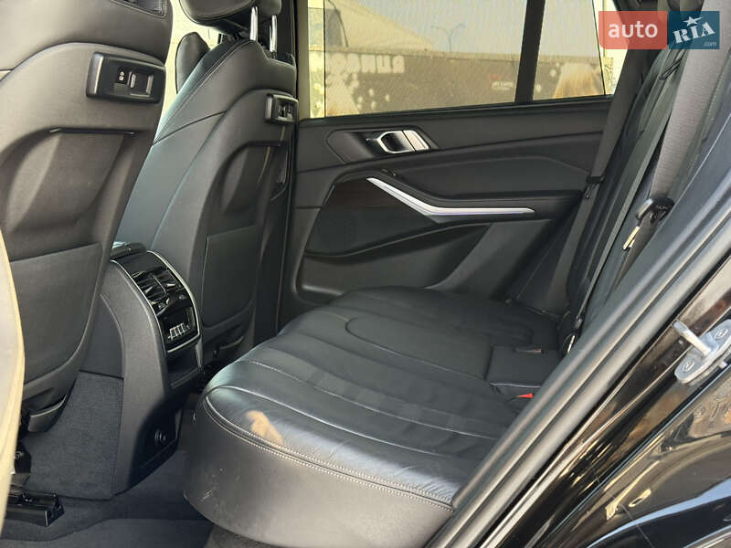 Внедорожник / Кроссовер BMW X5 2019 в Киеве