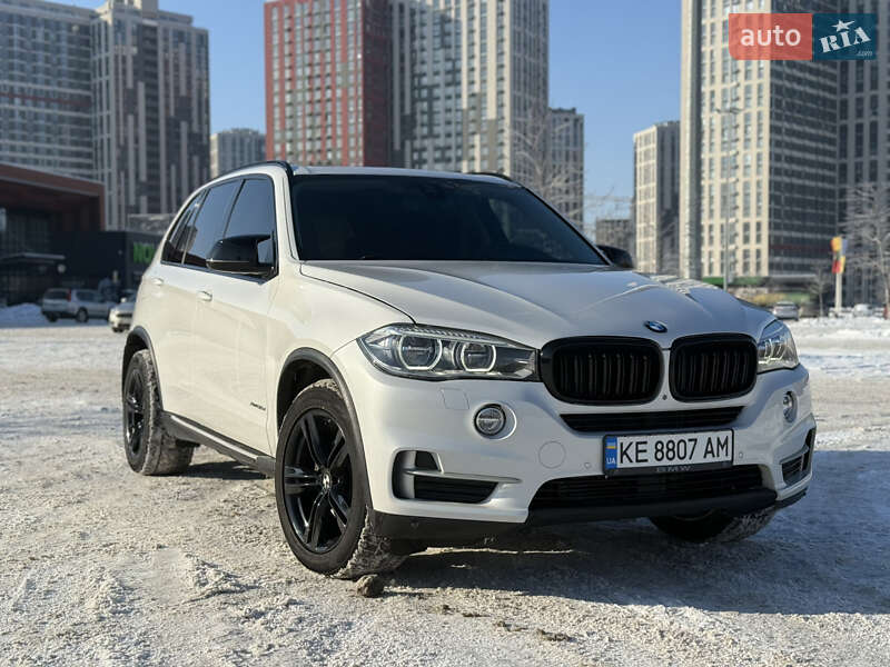 Внедорожник / Кроссовер BMW X5 2014 в Киеве