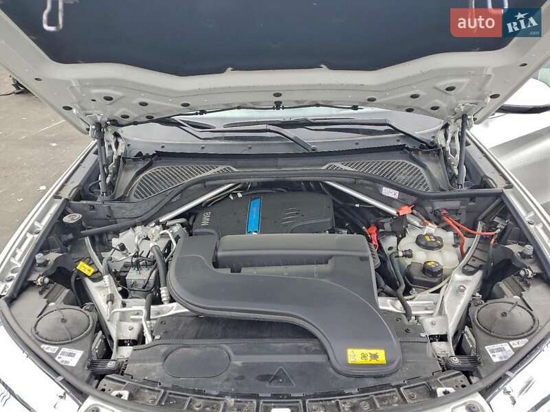 Внедорожник / Кроссовер BMW X5 2016 в Полтаве