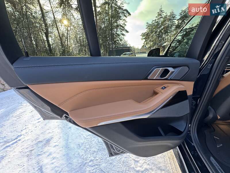 Внедорожник / Кроссовер BMW X5 2024 в Киеве