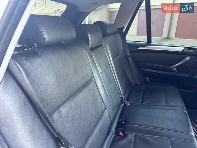 Внедорожник / Кроссовер BMW X5 2005 в Ивано-Франковске